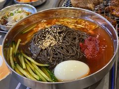 -艺林烤肉城(光明店)