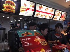 -麦当劳(深圳北站高铁店)