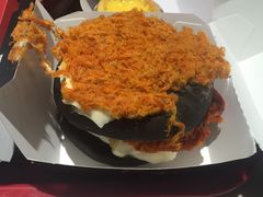 愤怒的汉堡-肯德基(杭州和平饭店)