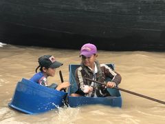 -洞里萨湖
