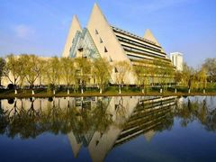 -钟书阁(松江泰晤士小镇店)