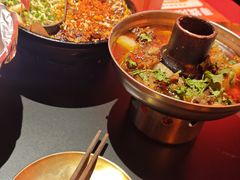 -何师烧烤Pro ·江湖川菜·小龙虾·精酿(太古里旗舰店)