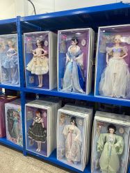-逝水玩具折扣店