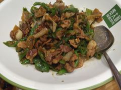 -费大厨辣椒炒肉(万家丽一店)