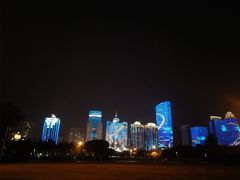 -万绿园