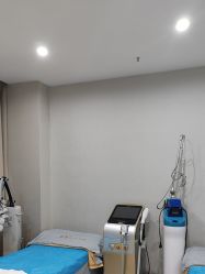 -重庆宝丽医疗美容