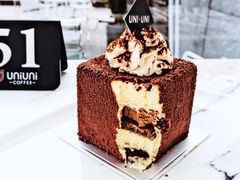 -UNI UNI(环亚凯瑟琳店)