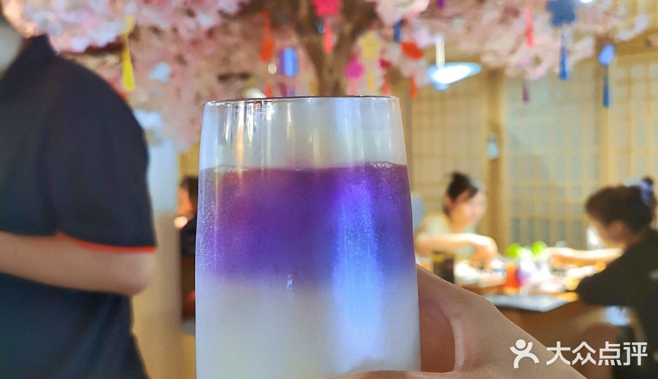 吃烤肉还能免费体验和服👘 、汉服，这是什么宝藏烤肉店？