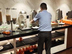 -西安钟楼北大街希尔顿欢朋酒店