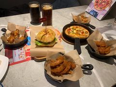 -必胜客(东大桥店)