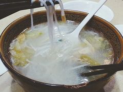 -桥香园云南过桥米线(金马碧鸡店)