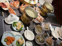 -半岛翡丽海鲜自助餐厅(观风亭店)