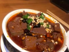 -炉小二铜锅牛蛙•川湘菜(三里屯店)