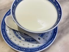 -香港百合居(LCM置汇旭辉广场店)