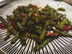 -蜜桃餐厅·江浙融合菜(荟聚购物中心店)
