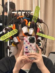 -SWANK SALON
