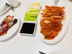 -梅利汴京烤鸭•开封豫菜地标店(东司门店)