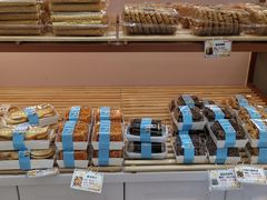 -金色麦甜糕点(面包.蛋糕.华苑店)