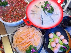 9秒黑鱼片-鮮樂門重庆美蛙鱼头火锅(恒隆店)