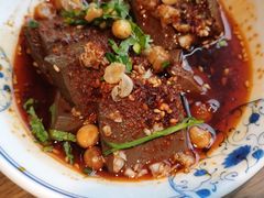 -肖四女乐山跷脚牛肉(世博源店)
