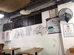 -丁丁猫重庆小面(徐州路店)