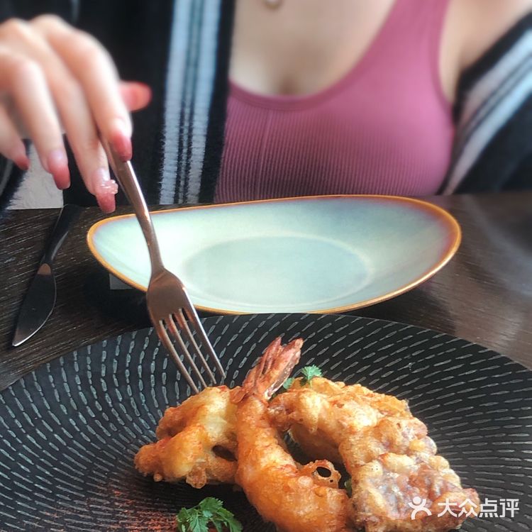 广州小蛮腰[爱心]塔景高空餐厅约会浪漫好去处 