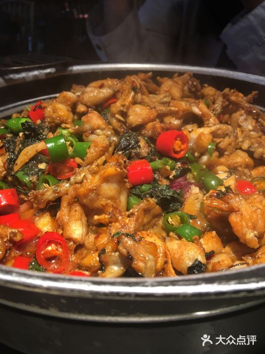 蛙小侠·沸腾砂锅(南山欢乐颂店)青椒紫苏味图片