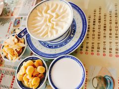 招牌双皮奶任意配-广信牛奶甜品世家(台东店)