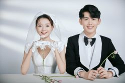 -光阴的故事婚纱摄影(苏州店)