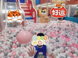 -LuckyStar幸运星家庭娱乐中心(东莞国贸店)