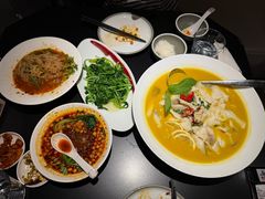 -麻六记(凤凰汇店)