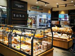 面包甜点陈列柜-仟吉(星汇维港店)