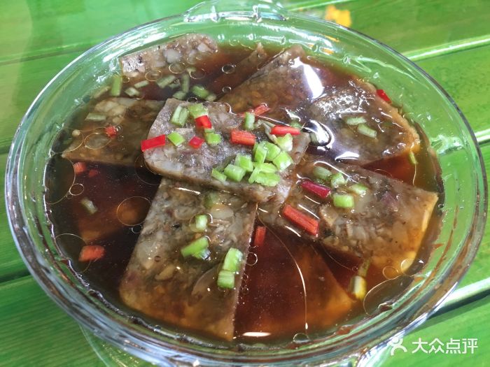 格日勒阿妈蒙餐馆牛皮冻图片