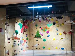 -ROCKPLUS攀岩馆(环宇城店)