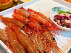 -雍容荟帝王蟹活龙虾展台自助(IFS黑金店)