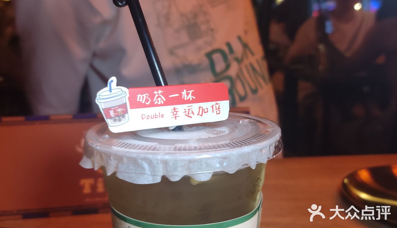 琶醍最平价泰国街头小吃🍲大虾冬阴功+千层糕我最爱！