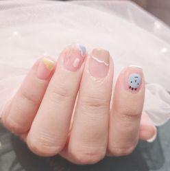 -纤指百魅美甲美睫