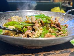 -费大厨辣椒炒肉(高铁吾悦广场店)
