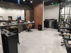 -程Studio