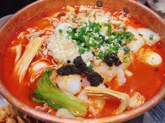 -成都你六姐·牛肉冒菜(城市集市合生汇店)