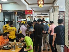 大堂-门框胡同百年卤煮(新街口店)