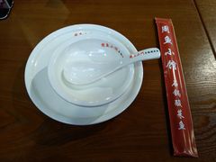 -周鱼小馆石锅酸菜鱼(活力汇店)