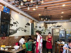 大堂-八张桌子(老店)