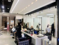-Z.X HAIR SALON张新美业