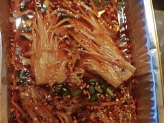 -麦凯伦烧烤·精酿超级工厂店(金桥总店)
