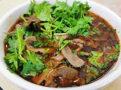 -江三王记牛杂馆(总店)