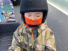 -乔波室内滑雪场