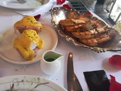 周末早午餐班尼迪克特蛋-壳里西餐厅Coquille Seafood Bistro(蒙自路店)