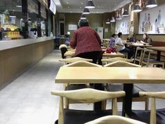 -三好食堂(煎饺·馄饨·肉饼米线·盛世广场店)