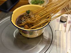 冷锅串串-拈签一笑黄牛肉辣卤串串
